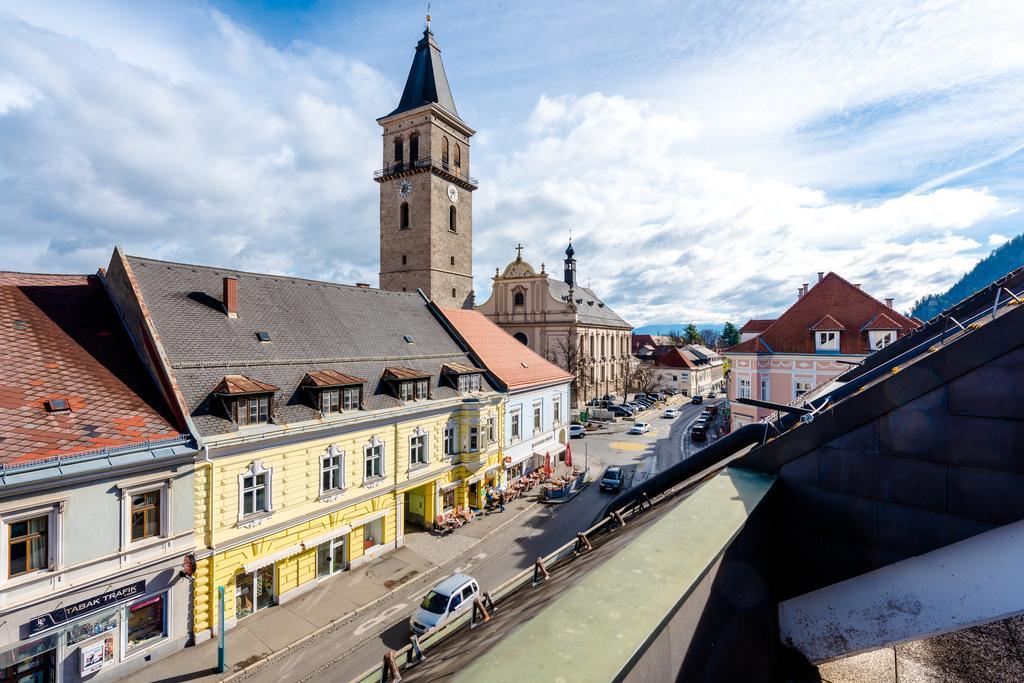Stadthotel Schwerterbraeu Judenburg Bagian luar foto