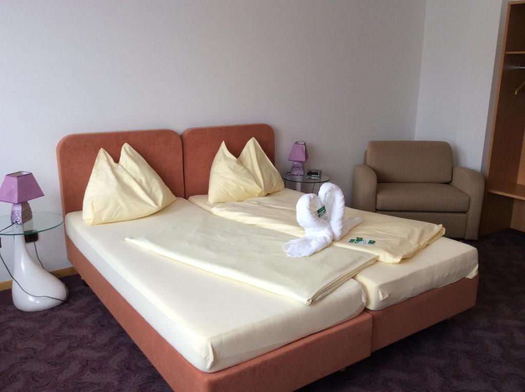 Stadthotel Schwerterbraeu Judenburg Bagian luar foto